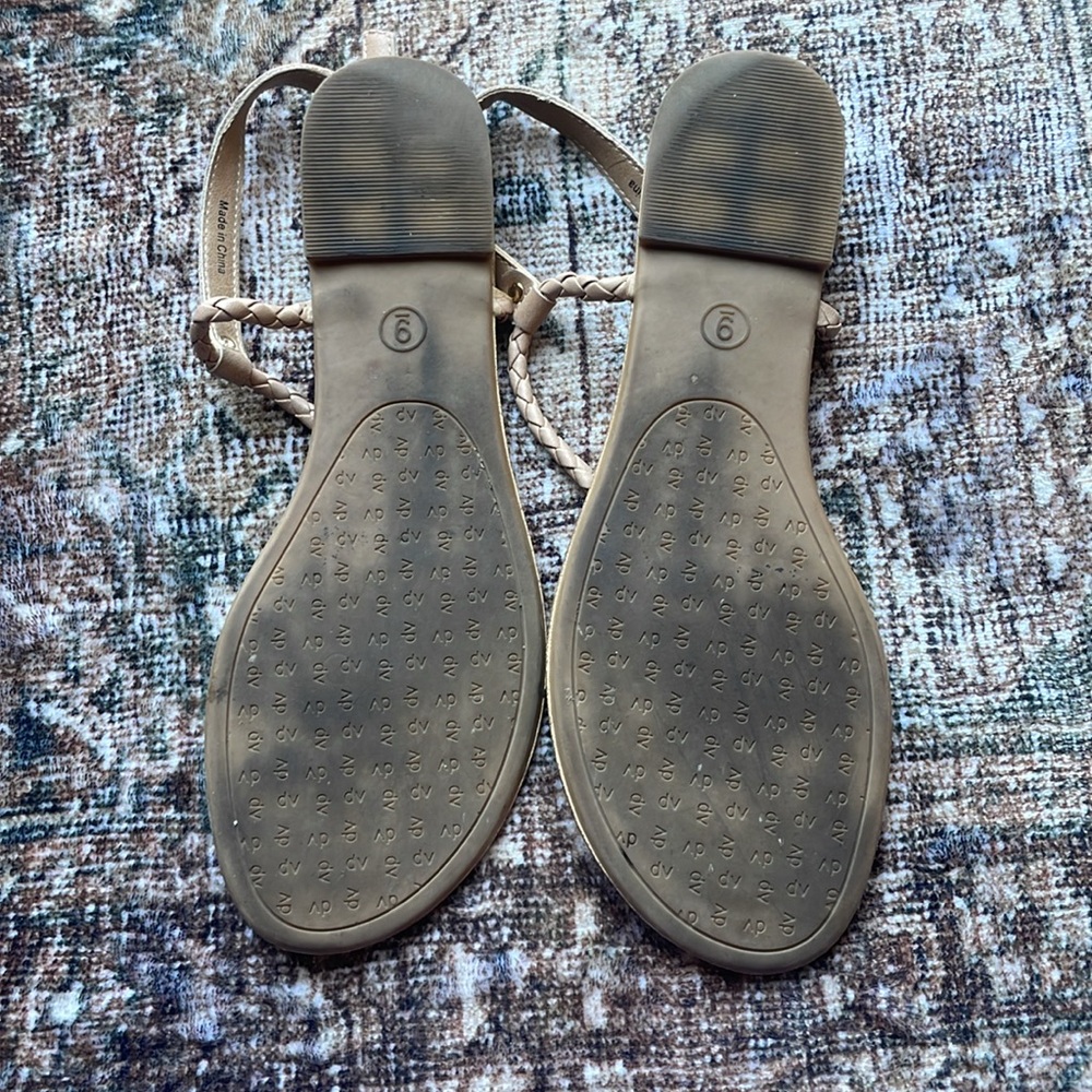Dolce Vita Braided Thong Sandals Women’s 9 | Slingback Flat Neutral - Picture 4 of 4